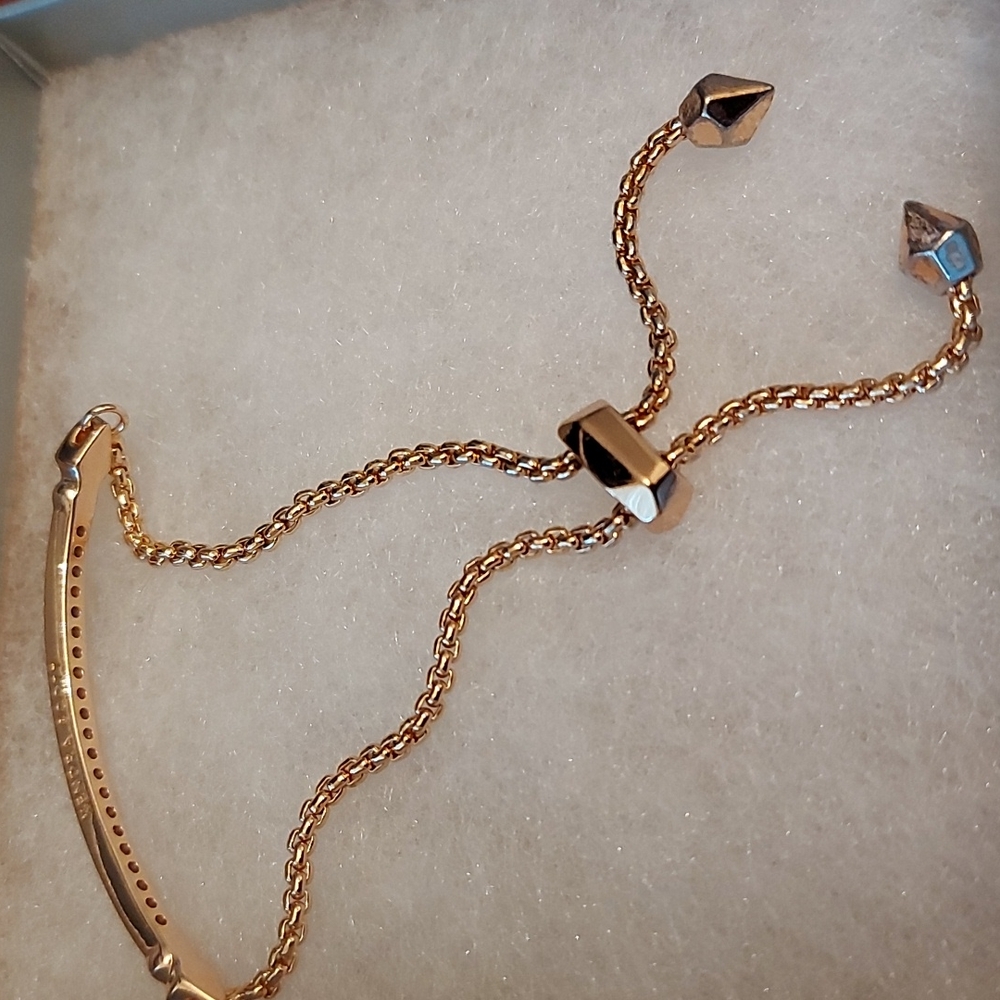 Kendra Scott bracelet